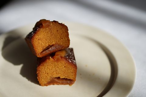 アップルキャラメルケーキ断面